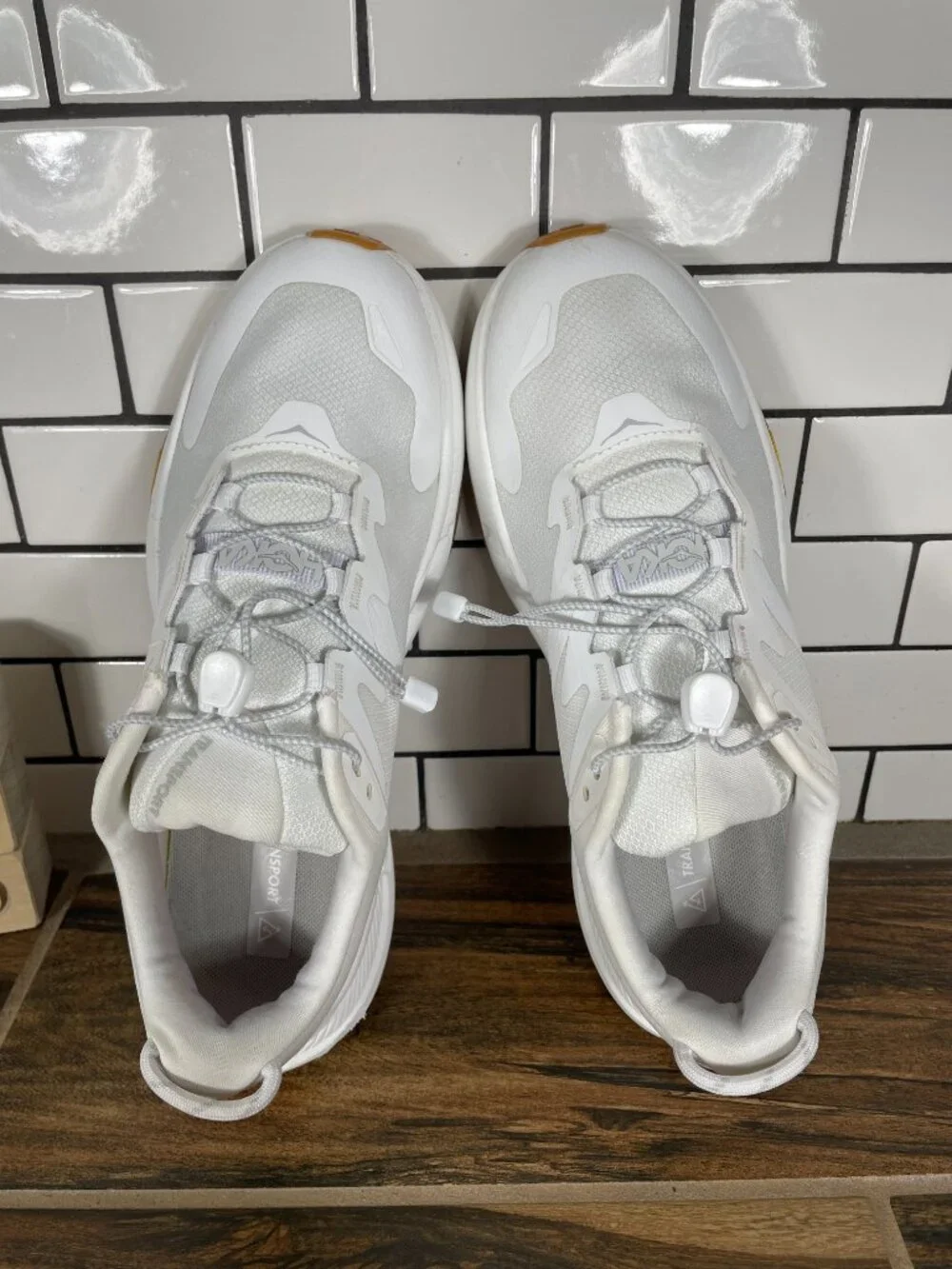 Hoka One One Transport Running Shoes Womens 8.5 White All Terrain Vibram Sneaker